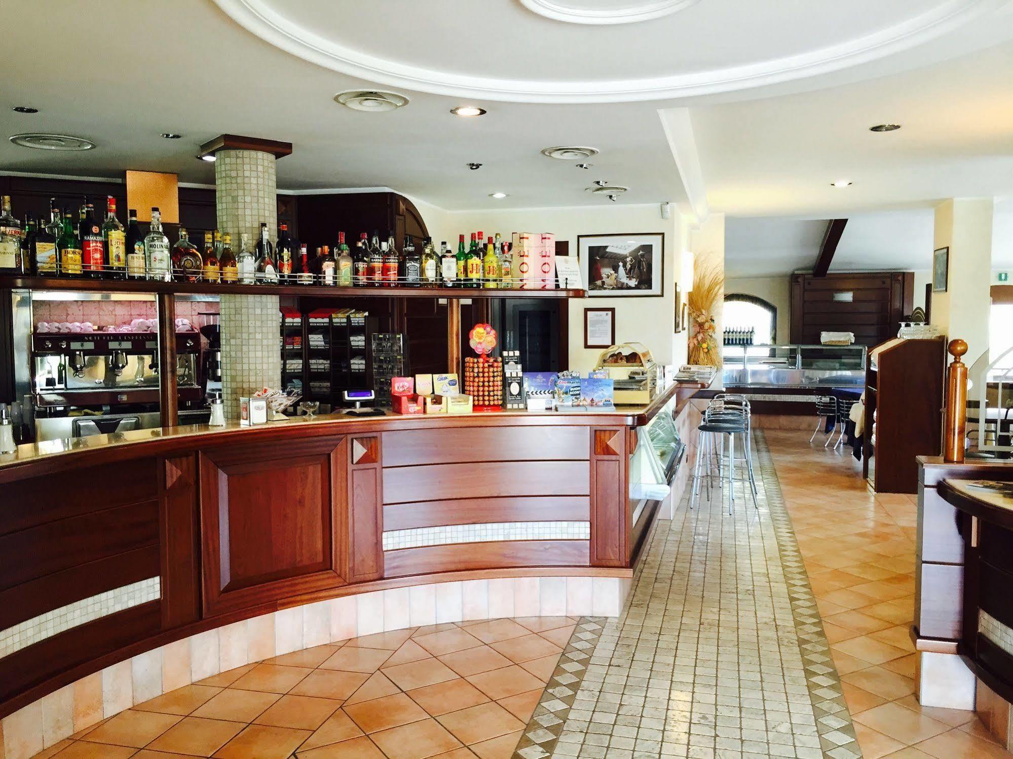 La Locanda Del Cavaliere Borgo Montello Екстериор снимка