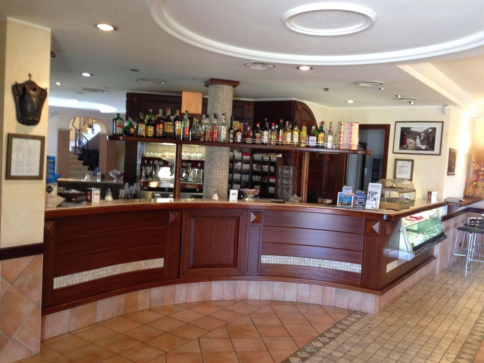 La Locanda Del Cavaliere Borgo Montello Екстериор снимка
