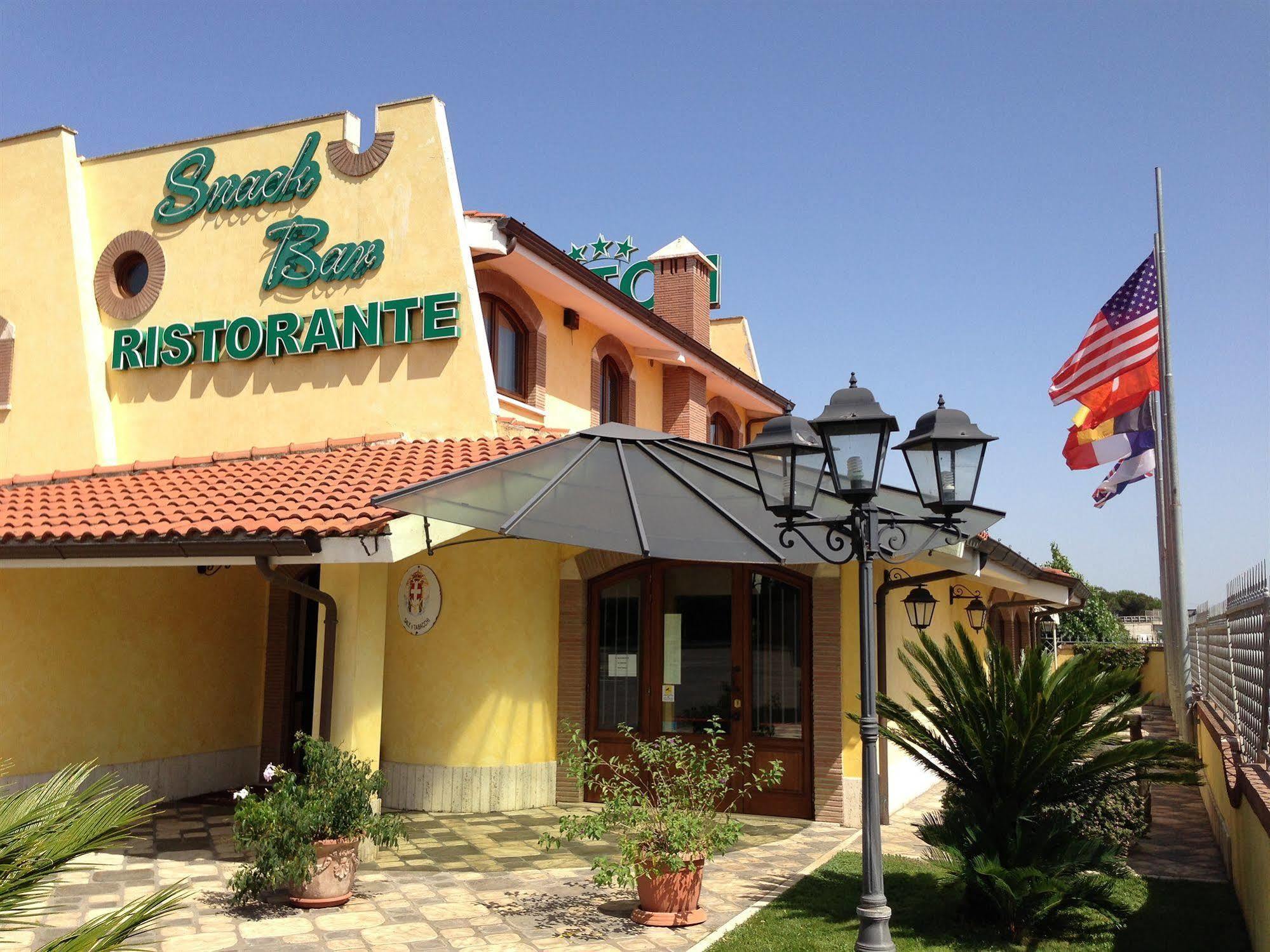 La Locanda Del Cavaliere Borgo Montello Екстериор снимка