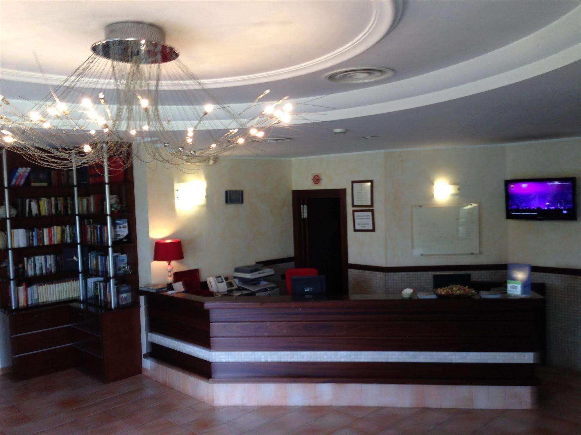 La Locanda Del Cavaliere Borgo Montello Екстериор снимка